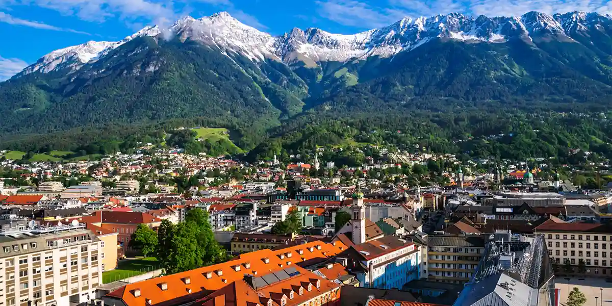 https://todus.blob.core.windows.net/hotelimage/package/slider/innsbruck.webp