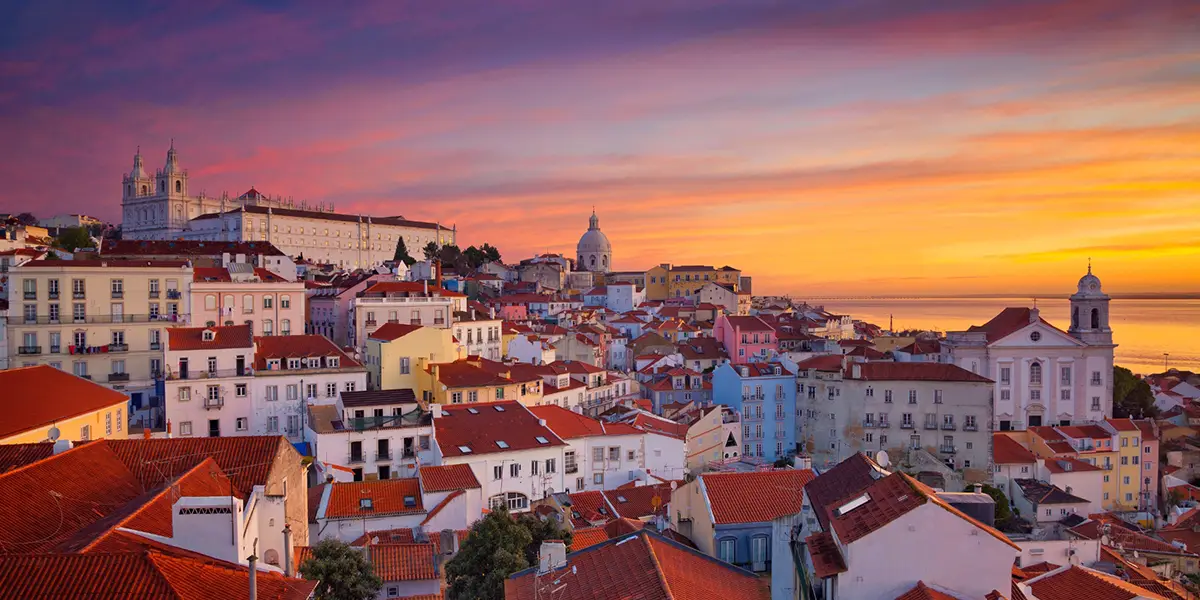 https://todus.blob.core.windows.net/hotelimage/package/slider/lisbon05.webp